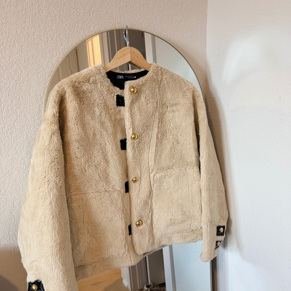 ZARA Cream Faux Fur Jacket with Gold Buttons | XS
